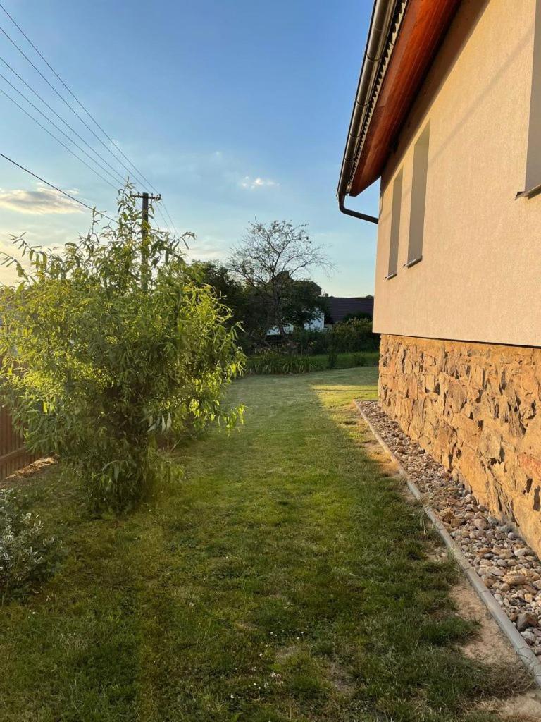 Chalupa Pod Zubstejnem Apartamento Bystrice nad Pernstejnem Exterior foto